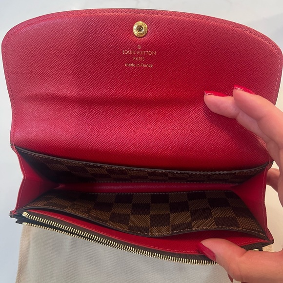 Louis Vuitton Wallet - Picture 6 of 9
